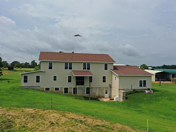 3rd image of 202 Mount Zion Church Rd