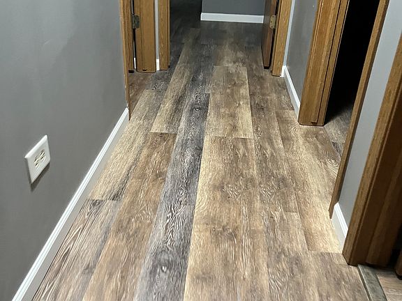 5th image of 1325 Williams Ave #1325