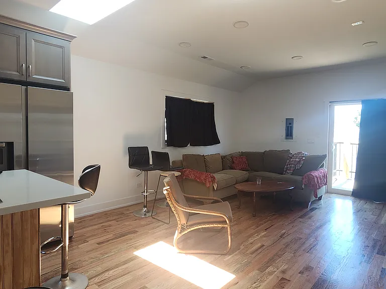 4144 N Parkside Ave #2 — Photo 3