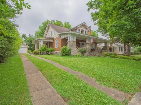 311 S 3rd St, Pulaski, TN 38478