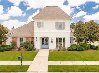 17975 Villa Lake Ave, Greenwell Springs, LA 70739