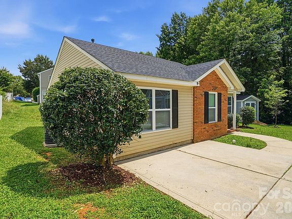 3rd image of 2306 Jordi Way