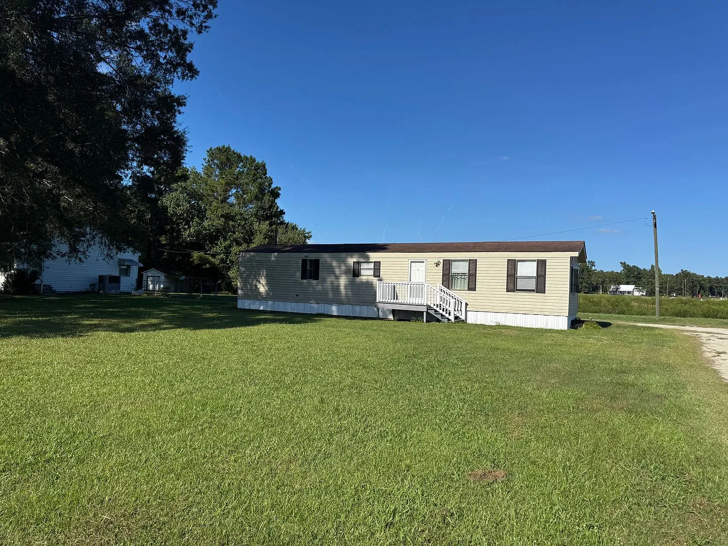 Newly updated mobile home — Photo 2
