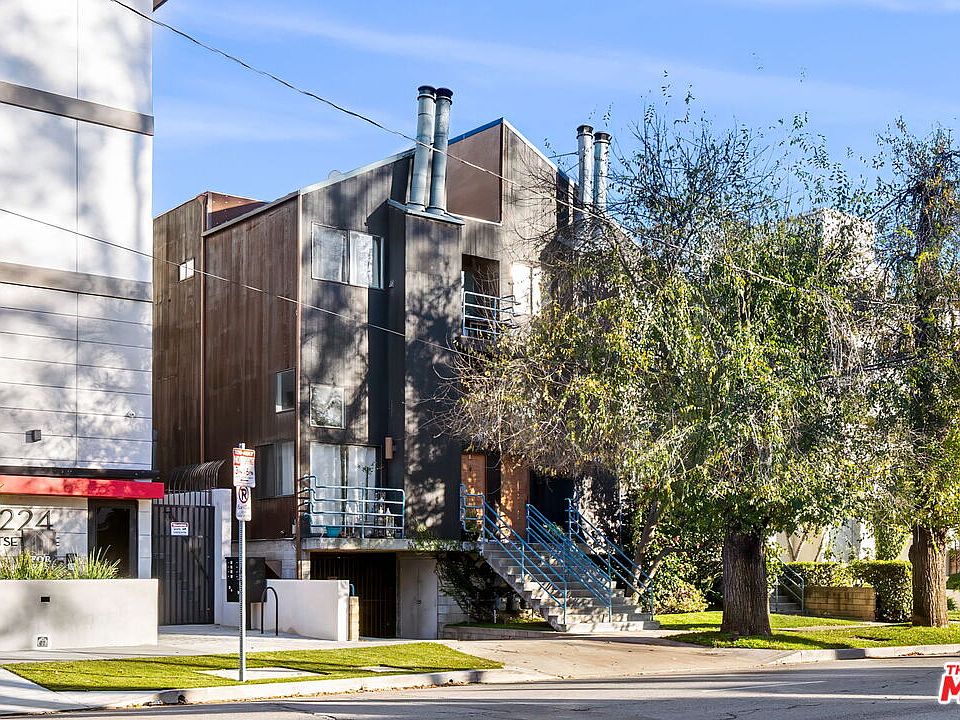 1st image of 4218 Whitsett Ave APT 4