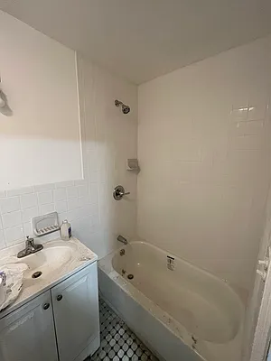 Rented by Compass | media 5