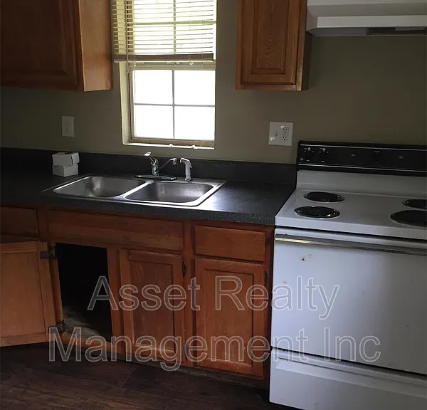 608 Lester Rd #3 — Photo 3