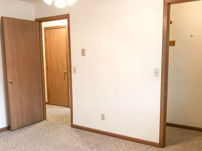 919 Briar Ln — Photo 20