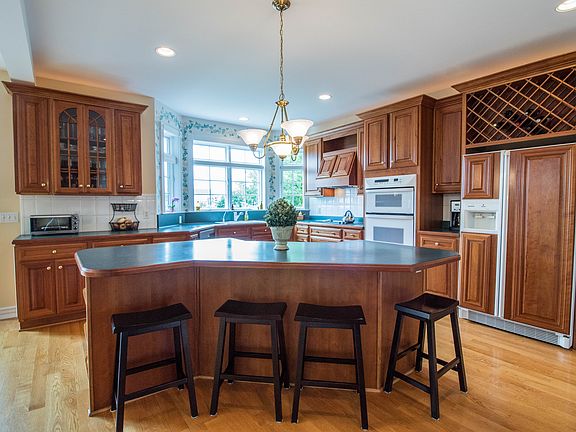 5th image of 8146 Golden Oak Cir