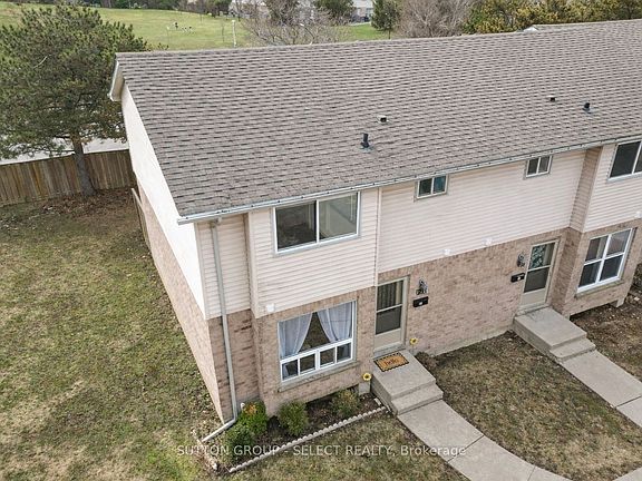 2nd image of 757 Wharncliffe Rd S #27