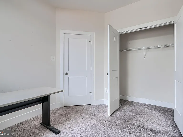 11129 Reisterstown Rd — Photo 18