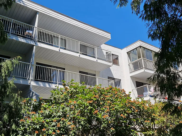 8040 Blundell Rd — Photo 8