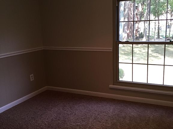 3rd image of 3318 Woodburn Village Dr APT 21