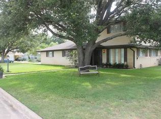 601 S Gordon St, Bryan, TX 77802