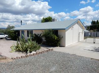 20535 E Cedar Canyon Dr, Cordes lakes, AZ 86333