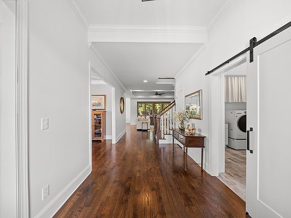4th image of 8701 Kimalden Ct