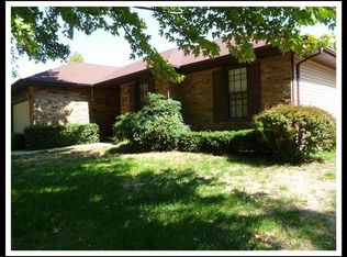 2120 S Glenn Ave, Springfield, MO 65807