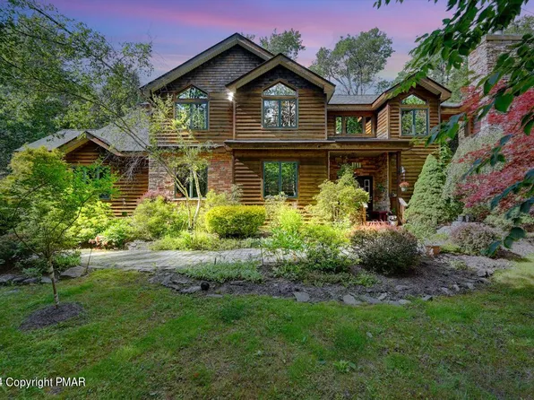 3143 Paul Bunyan Trl, Pocono Pines, PA 18350