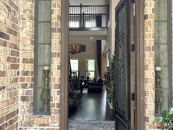 4th image of 26938 Drybank Creek Ln