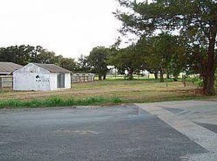 518 N Hearne St, Franklin, TX 77856