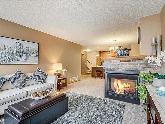 5th image of 15309 60th Ave N #101