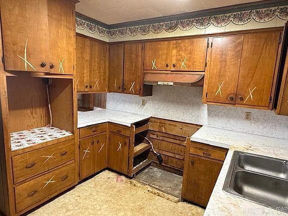 5th image of 4112 W 30th Ave