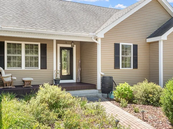 5 Cooperage Way, Townsend, MA 01469