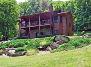 208 Laurel Highlands Dr, Roan Mountain, TN 37687