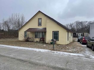 10465 E 750 N, Howe, IN 46746