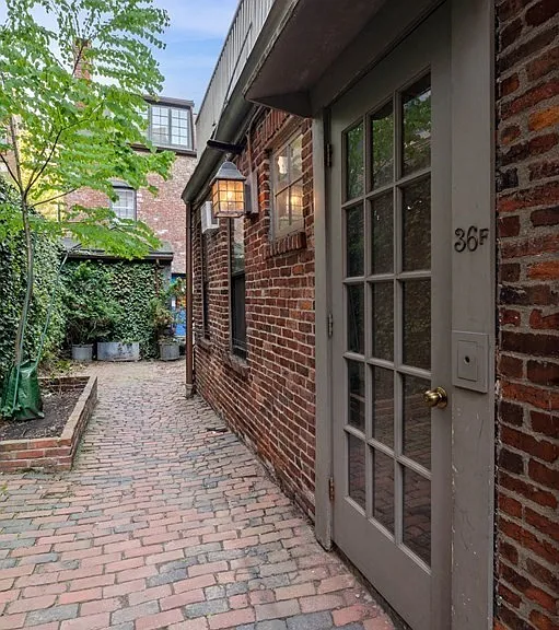 36 Joy Ct #F2 — Photo 15