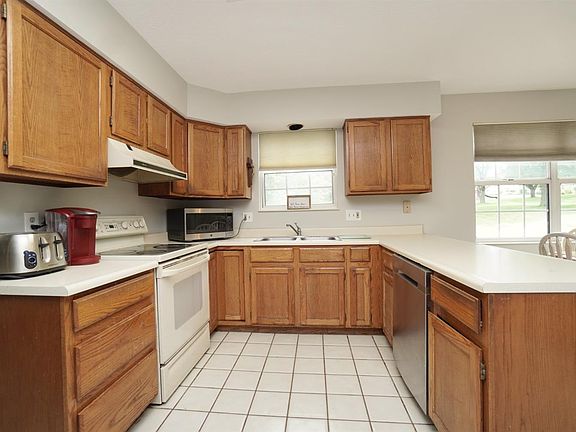 5th image of 834 Braemore Ln