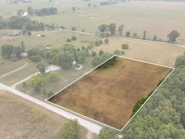 0 Lawrence 1224, Aurora, MO 65605