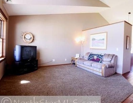 5th image of 1615 Pebble Creek Dr