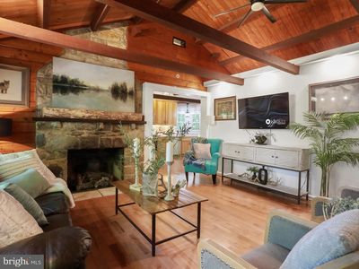 832 Shenandoah River Dr, Harpers Ferry, WV, 25425