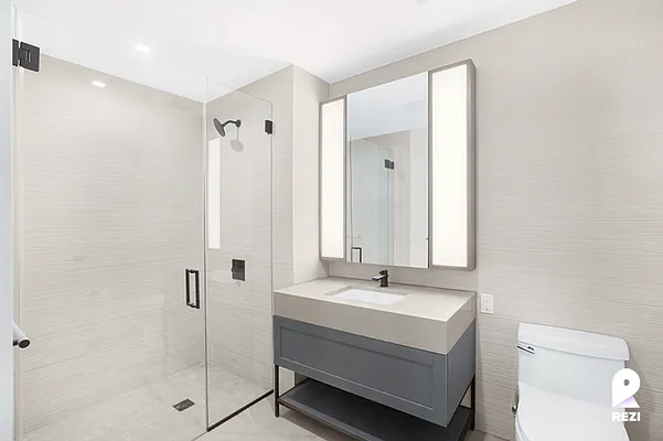 Rented by REZI | media 6