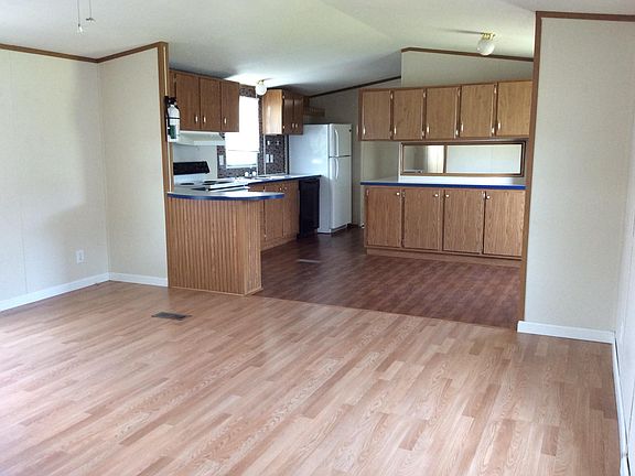 3rd image of 3028 Caldwell Ln #17201