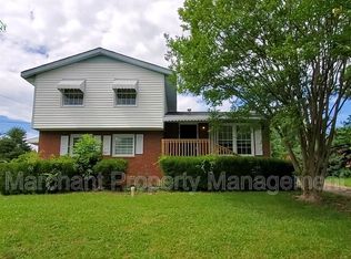 719 Amy Gray St, Greer, SC 29651