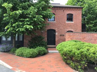 423 Hope St #1A, Bristol, RI 02809