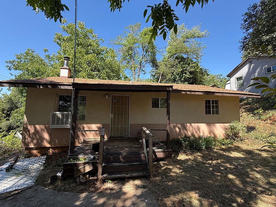 1st image of 213 Matson Ln