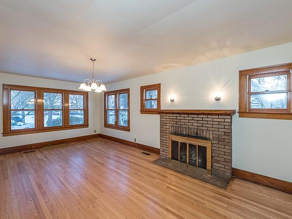 3rd image of 1220 Brooklyn Ave