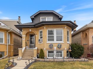 3723 Home Ave, Berwyn, IL 60402