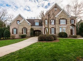 18601 Maplecroft Lake Ln, Davidson, NC 28036