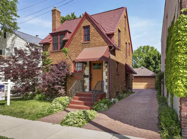 2205 E Washington Avenue, Madison, WI 53704