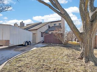 210 Balboa Ave APT B1, Cedar Falls, IA 50613