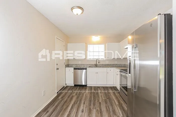 3051 Shane Dr — Photo 4