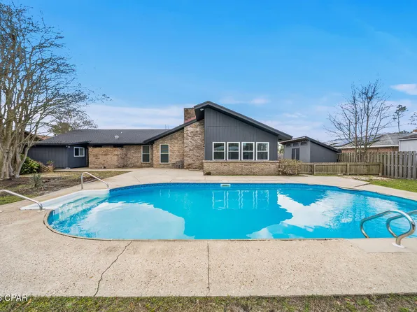 1006 Goose Bayou Rd, Lynn Haven, FL 32444