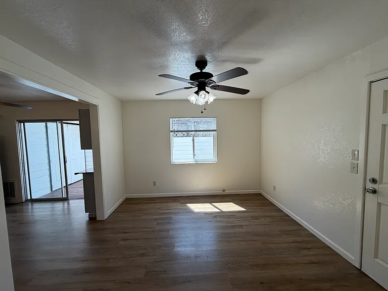 3145 Keats St — Photo 4