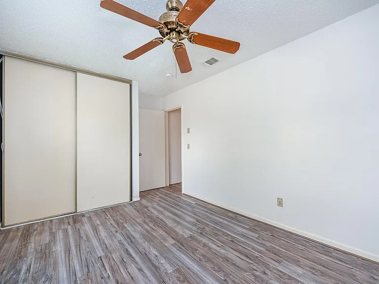 4511 Alamo Ave — Photo 7