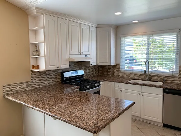 4550 N Ashtree St — Photo 9