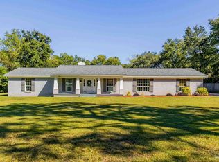 9138 Surrey Dr, Pensacola, FL 32534