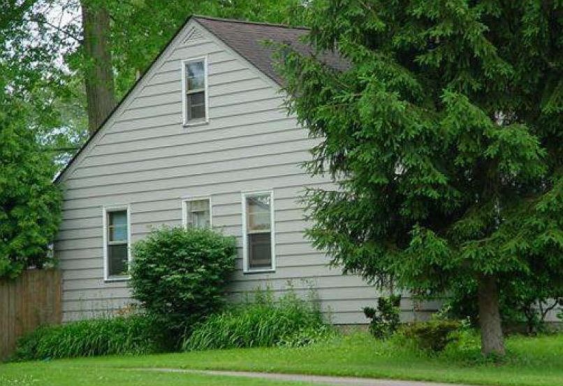 2nd image of 1681 Oakdale Dr NW